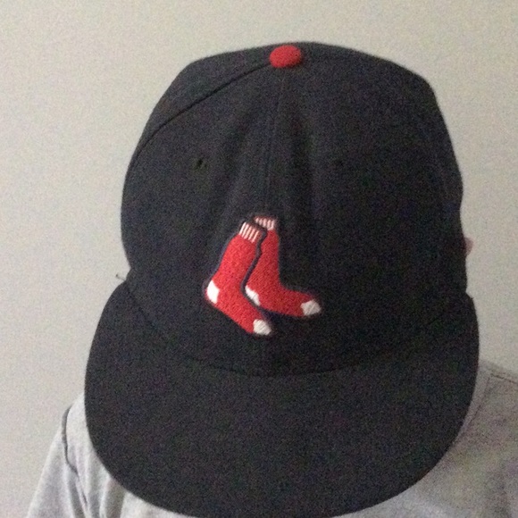 Boston Red Socks Hat - Picture 2 of 4